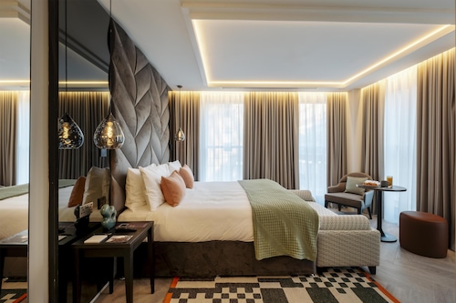 The Wellington Glasgow By Adina