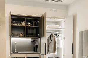 Studio | Private kitchenette