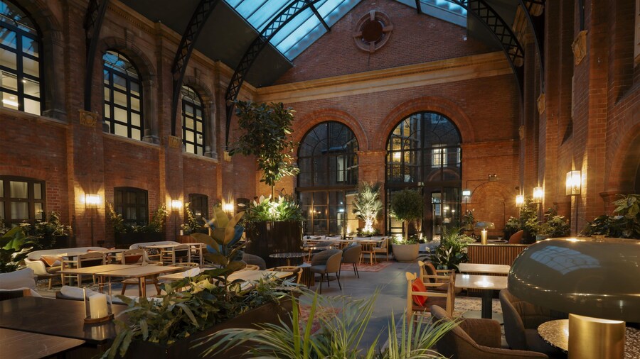 The Hobson Cambridge By Adina