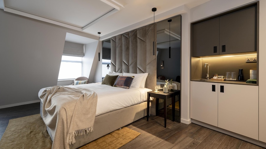 The Hobson Cambridge By Adina