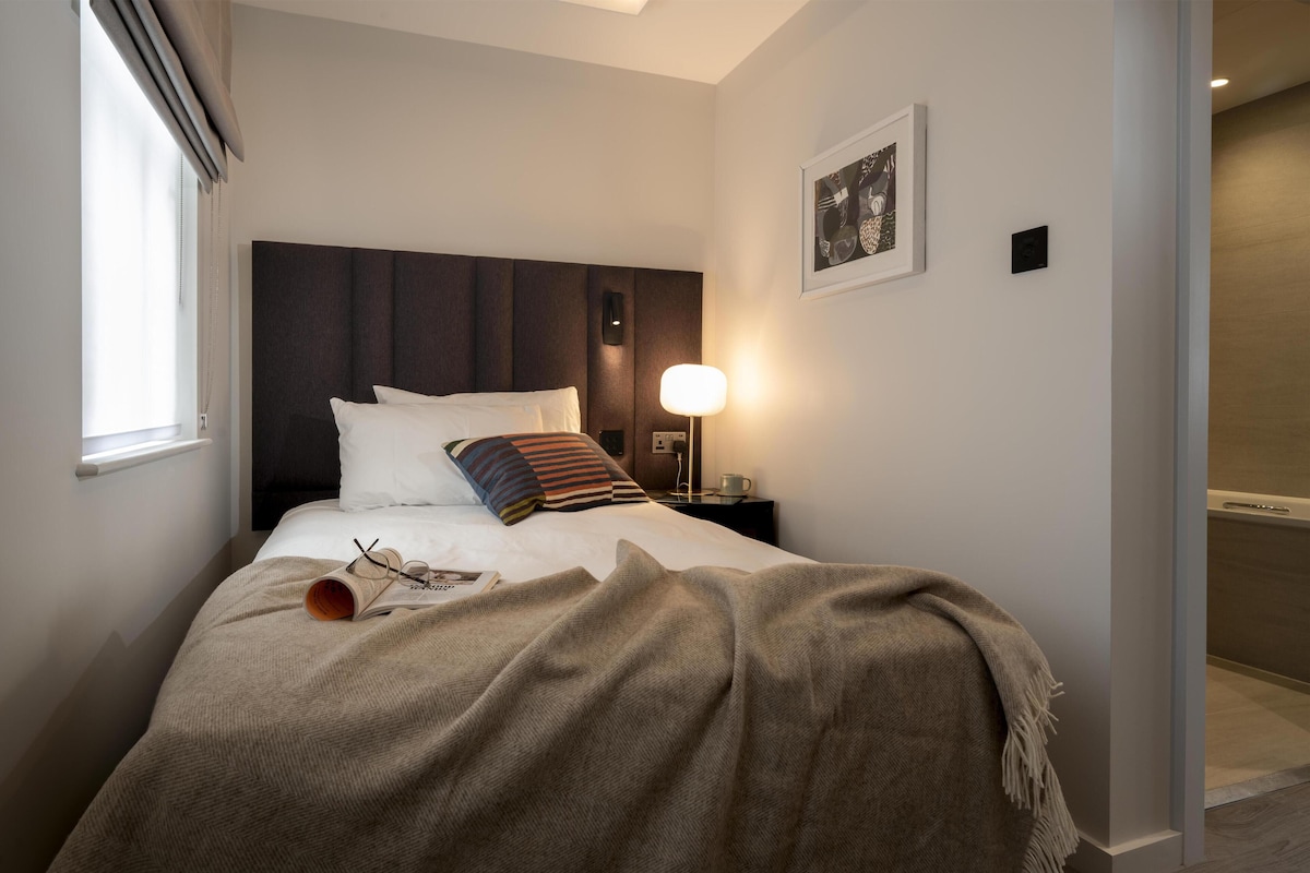 Eenpersoonskamer | Hypoallergeen beddengoed, een kluis op de kamer
