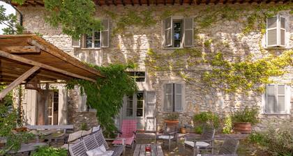 Cottage « Casale pour 10 personnes » avec piscine partagée, Wi-Fi et climatisation
