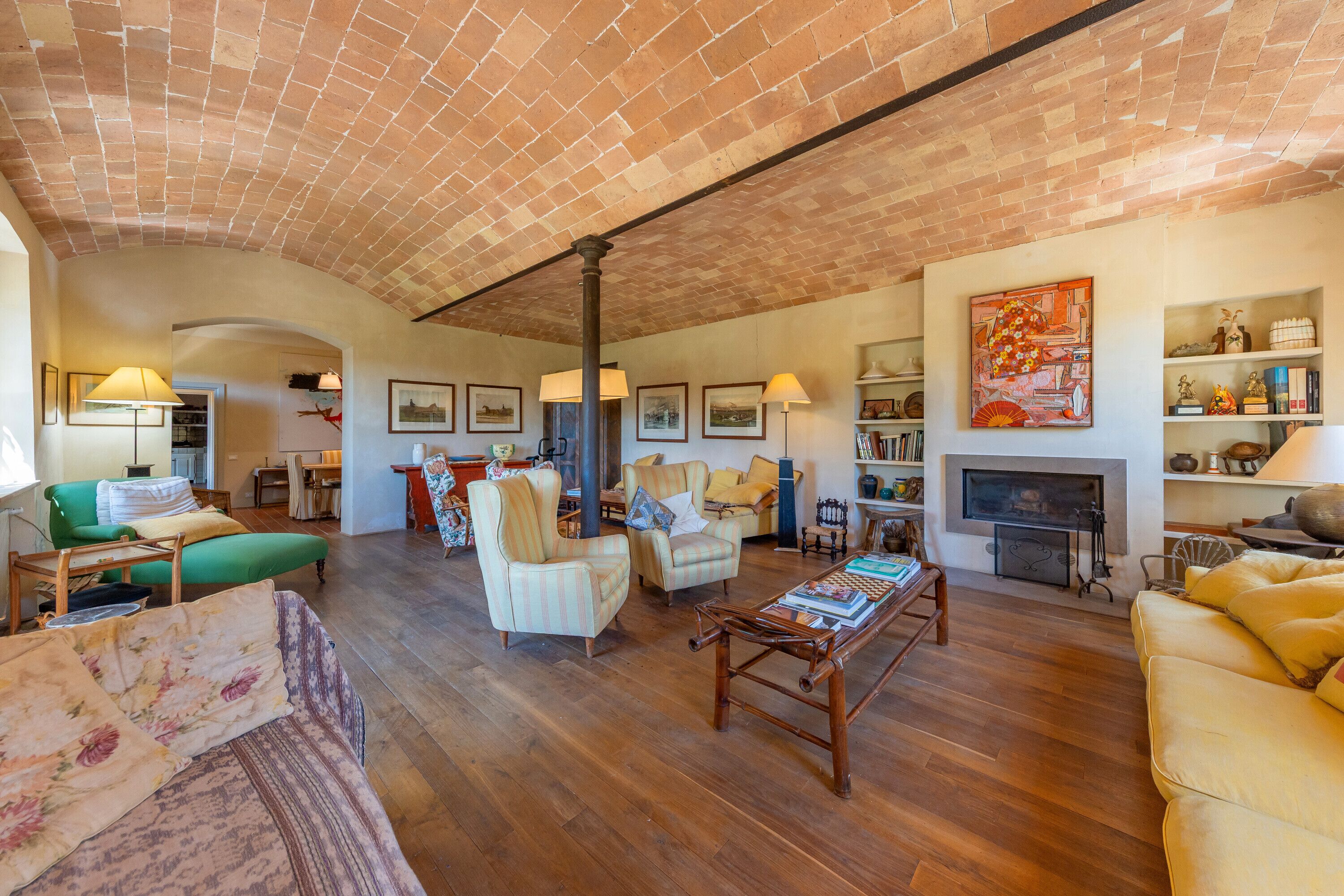 Fernseher, Tischtennisplatte