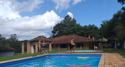 FARM HOUSE WITH 5 SUITES AND LAKE FOR SPORT FISHING