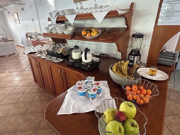 Daily buffet breakfast (EUR 8 per person)