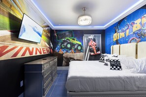 16 bedrooms, iron/ironing board, WiFi