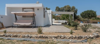 Holiday Home 'Annasofos' with Sea View, Wi-Fi and Air Conditioning