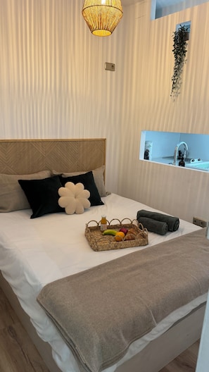 1 chambre, fer et planche à repasser, Wi-Fi, draps fournis