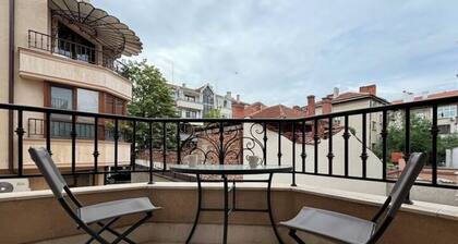 MarkApart 3: Apartment in Downtown Ruse