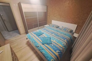 3 Schlafzimmer, Bügeleisen/Bügelbrett, WLAN, Bettwäsche