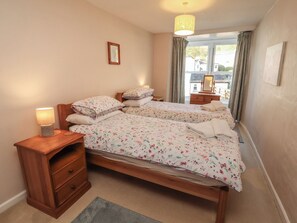 3 bedrooms, individually decorated, individually furnished, free WiFi
