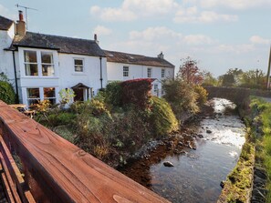 Property grounds - Brookside Cottage (Keswick)