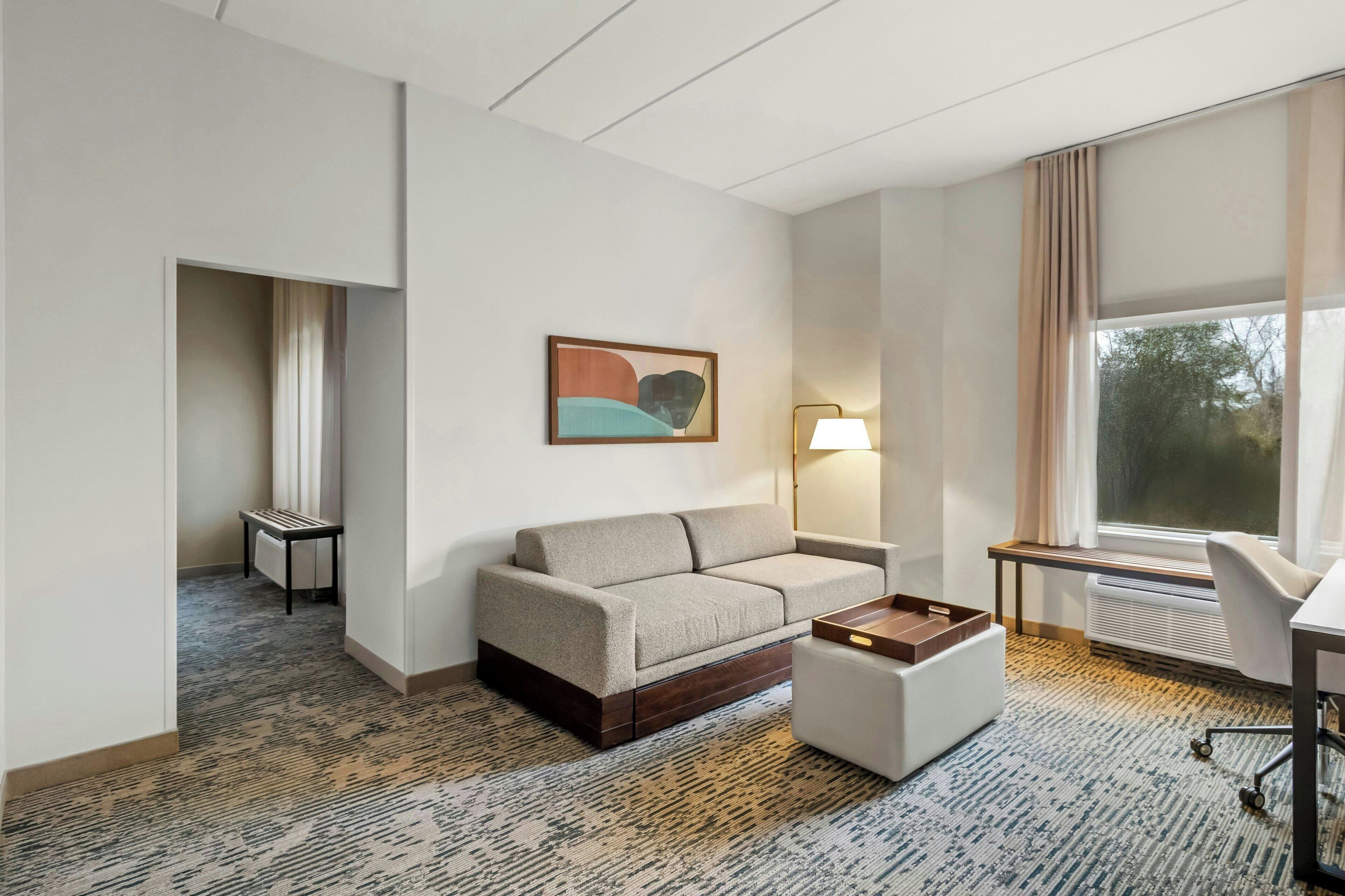 Suite, 1 kingsize-seng med sovesofa | Skrivebord, skrivebord for bærbar PC og strykejern/-brett