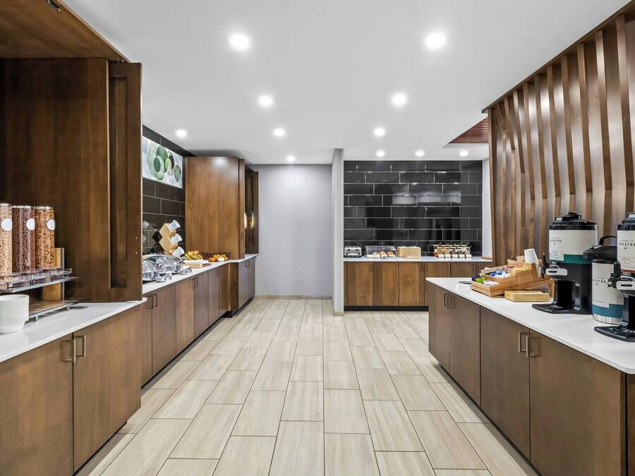 Petit déjeuner continental compris tous les jours