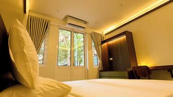 2 quartos, escrivaninha, Wi-Fi de cortesia, roupa de cama