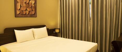 2 habitaciones, escritorio, wifi gratis y ropa de cama