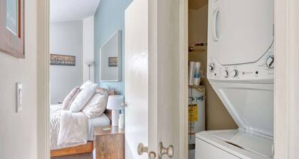 Mt Hood Village Condo - Cozy Retreat with Fireplace!
