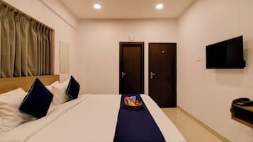 Caja fuerte, escritorio, tabla de planchar con plancha y wifi gratis