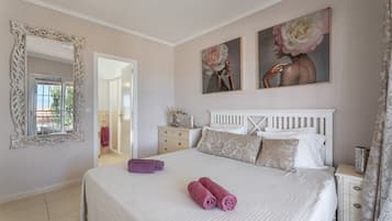 3 bedrooms, WiFi, bed sheets