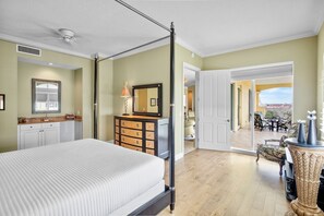 3 bedrooms, desk, internet, bed sheets