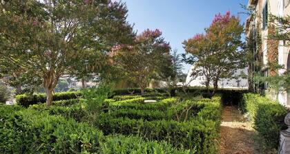 Holiday Home 'Amarela' with Mountain View, Shared Pool and Wi-Fi