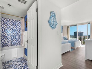 3 bedrooms, desk, iron/ironing board, travel cot