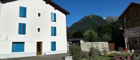 Esterni