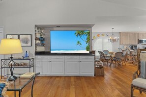 Interior - 3 Bedroom Pool Home in The Dunes! (Sanibel)