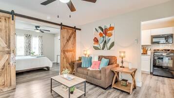 1 chambre, bureau, fer et planche Ă repasser, Wi-Fi gratuit