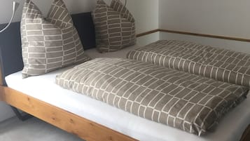 1 Schlafzimmer, BĂŒgeleisen/BĂŒgelbrett, WLAN, BettwĂ€sche