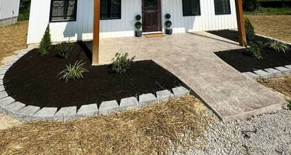 Cottage 4 at MeadowView- near cave run lake!