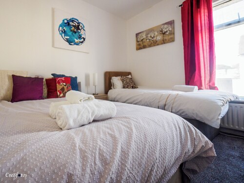 12 Cornwallis Lodge Family Room 2