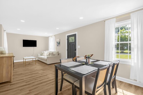 3BR Greensboro Retreat •5 Mins from Downtown
