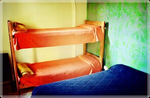 Room - Hipólito Raíz Hostel (San Rafael)