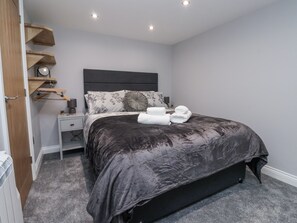 Cottage | 1 bedroom, individually decorated, individually furnished, free WiFi