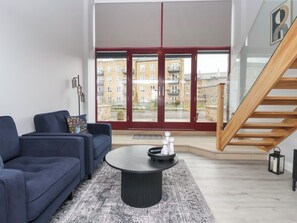 Cottage | Interior - Canal Side (Skipton)