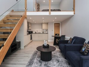 Cottage | Interior - Canal Side (Skipton)