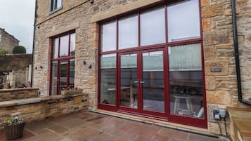 Cottage | Exterior detail