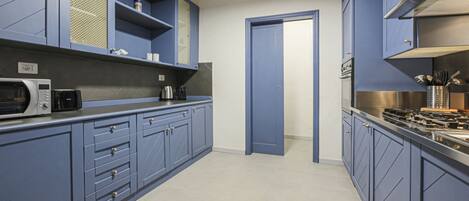 Fridge, microwave, dishwasher, toaster