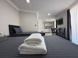 Premium bedding, in-room safe, desk, laptop workspace
