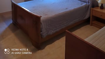 2 habitaciones, tabla de planchar con plancha y wifi