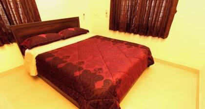 Guestlines Maple Suites