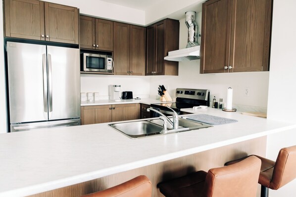 Microwave, oven, stovetop, dishwasher