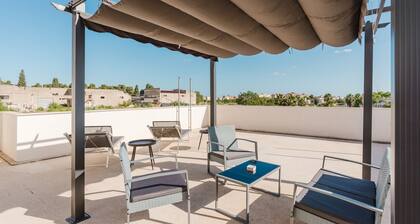 Bed and Breakfast Champagneria 'Room 1' with Shared Terrace, Wi-Fi and Air Conditioning