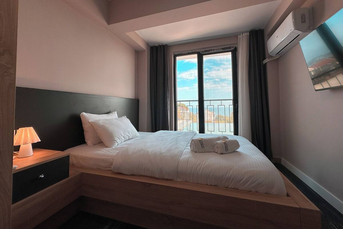 Kamar, pemandangan laut | Wi-Fi gratis dan seprai linen