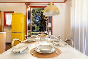 Villa - flere senge - terrasse - bjergudsigt (Villa Darsena) | Interiør