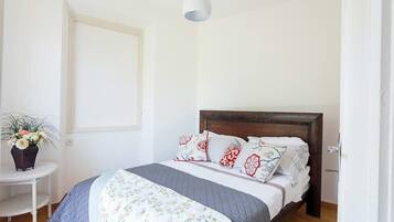 Villa, 2 Double Beds, Patio, Garden View (Villa Lesa) | 2 bedrooms, free WiFi