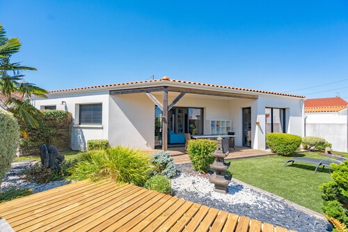 Villa 'Ganesh À Royan' mit privater Terrasse, privatem Garten und Wi-Fi