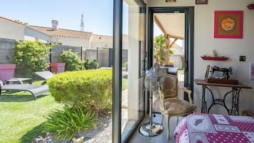 3 Schlafzimmer, BĂŒgeleisen/BĂŒgelbrett, WLAN, BettwĂ€sche