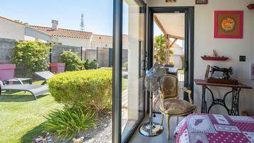 3 dormitorios, tabla de planchar con plancha, wifi y ropa de cama